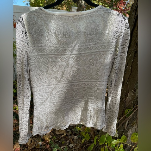 Vue Point lace top - Picture 2 of 4